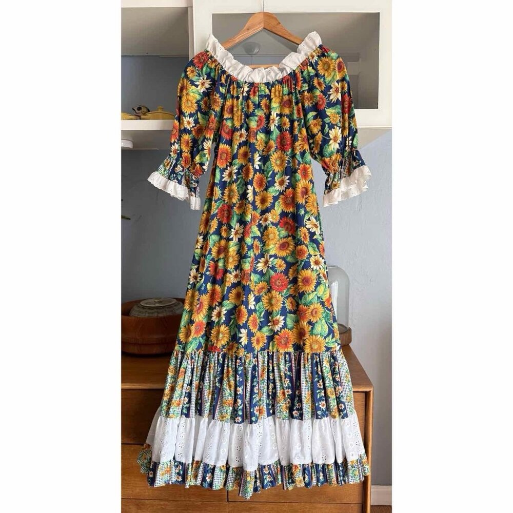 Hawaiian Vtg Lauren Michele Off Shoulder MuuMuu Dress Sunflowers Eyelet Ruffle P - Picture 5 of 9